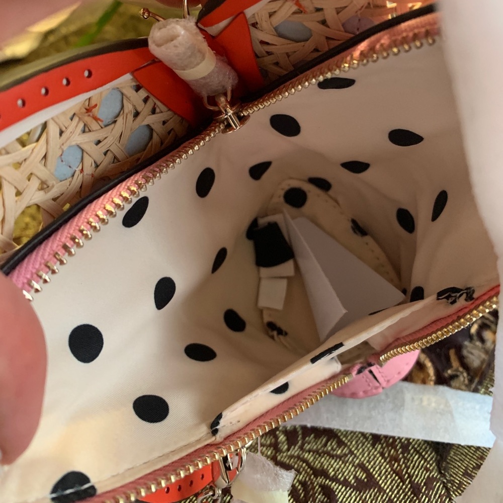 Authentic Kate spade Leather/Straw butterfly zip coin/cards on chain crossbody - Picture 7 of 11